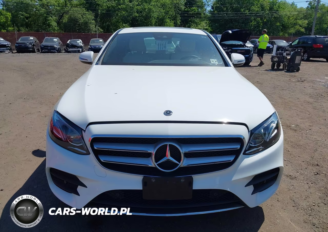 2018 Mercedes-Benz E 300 4Matic VIN:WDDZF4KB3JA317901 - 12