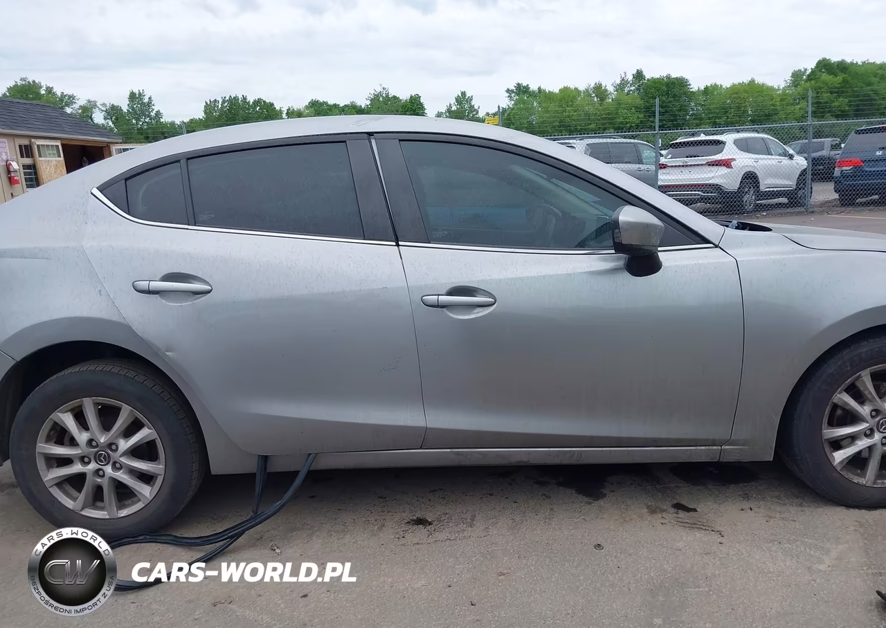 2016 Mazda Mazda3 I Sport VIN:JM1BM1U78G1330838 - 13