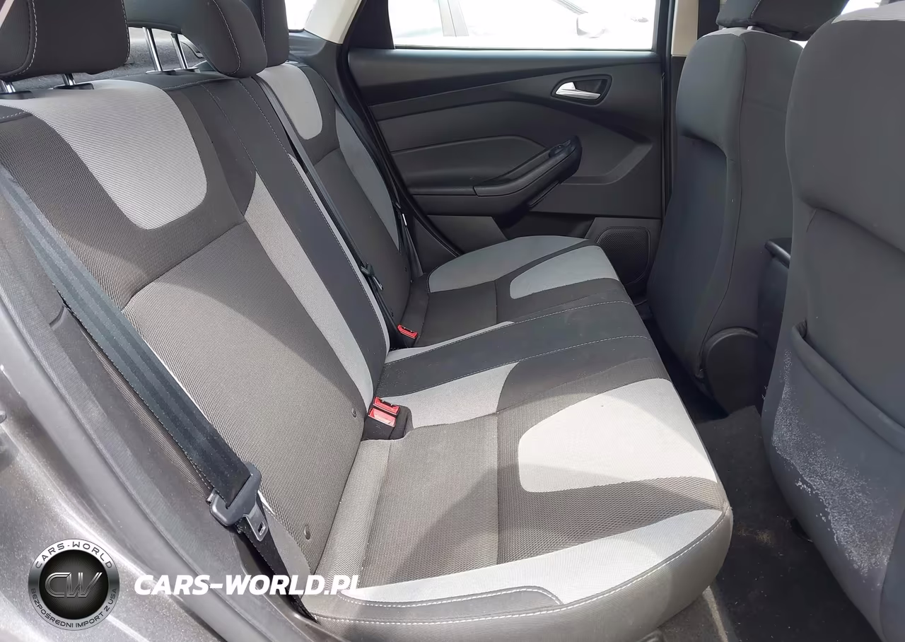 2012 Ford Focus Se VIN:1FAHP3F27CL442906 - 8