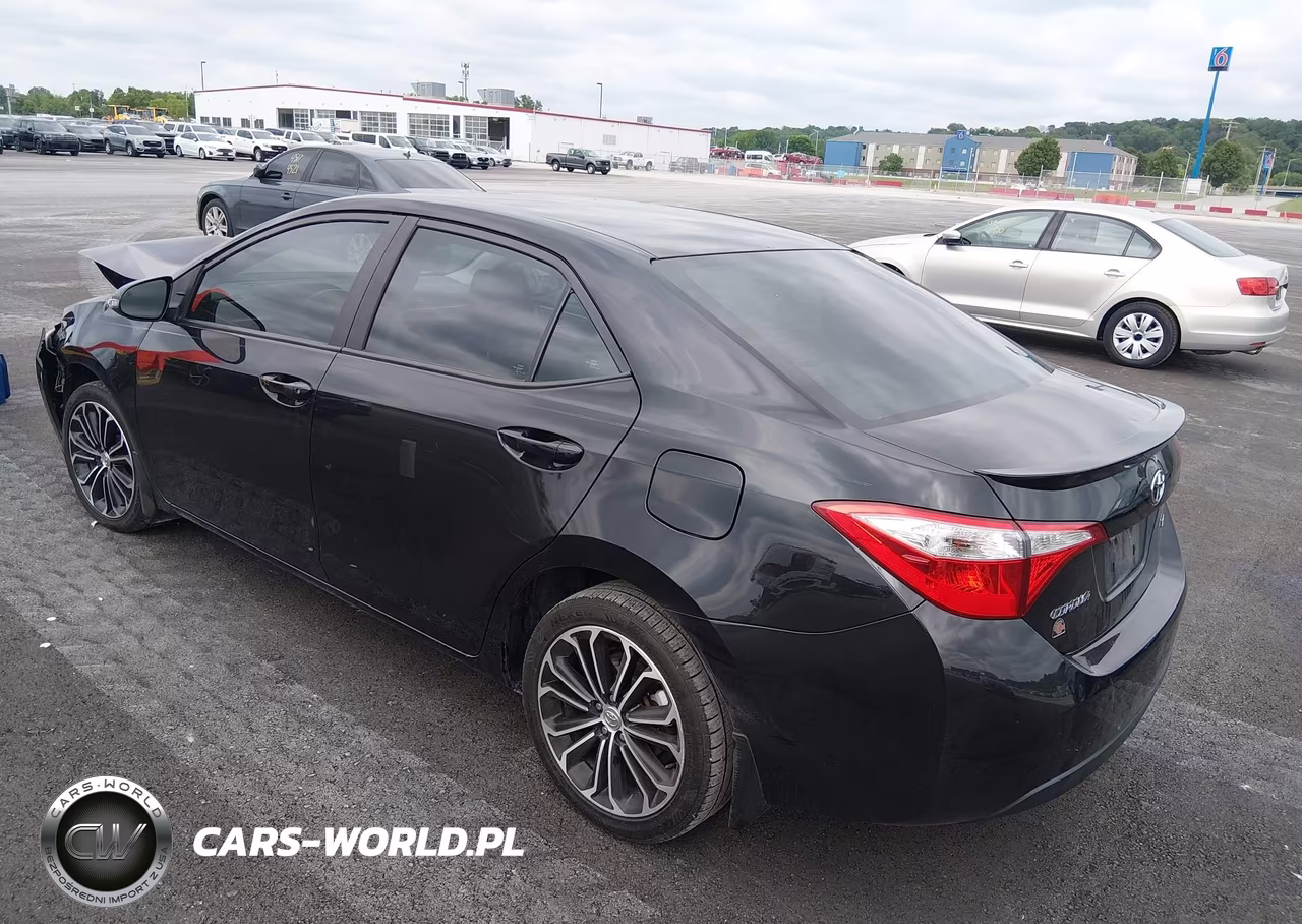2014 Toyota Corolla S Plus VIN:5YFBURHE4EP102030 - 3