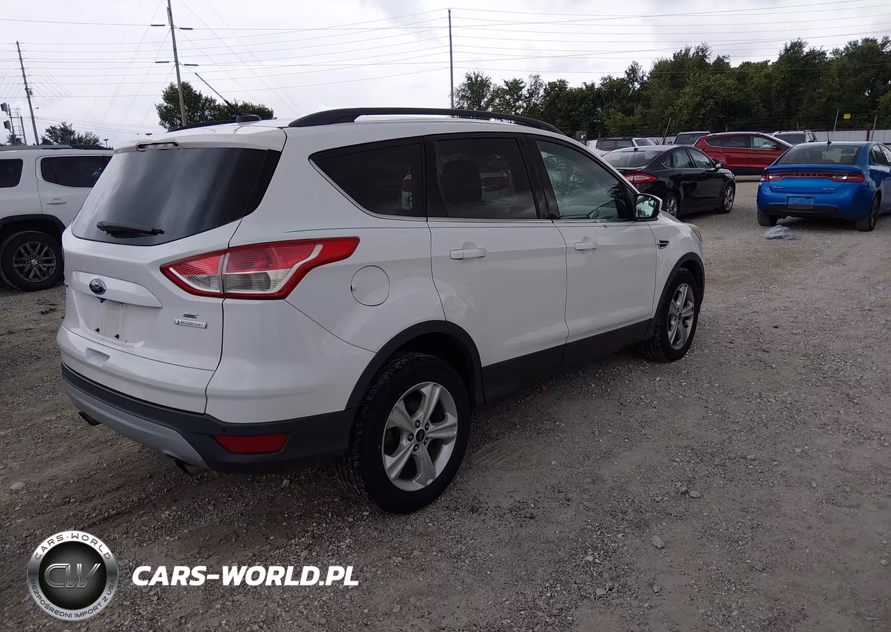 2015 Ford Escape Se VIN:1FMCU0GX9FUA39557 - 4