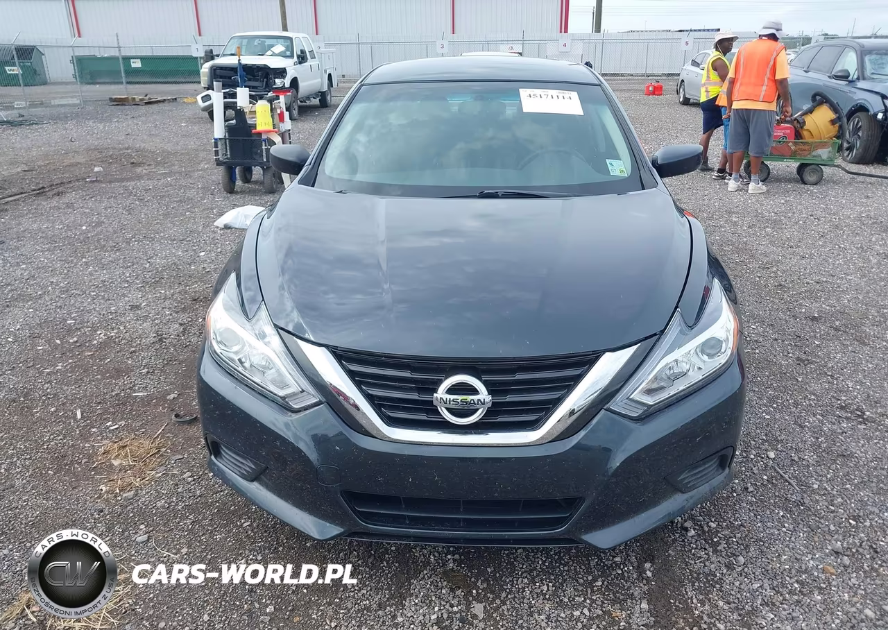 2018 Nissan Altima 2.5 S VIN:1N4AL3AP2JC226958 - 13