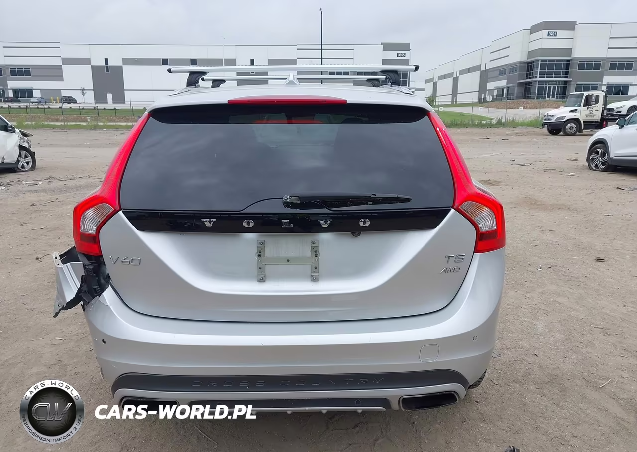 2016 Volvo V60 Cross Country T5 Platinum VIN:YV4612HM1G1007700 - 16