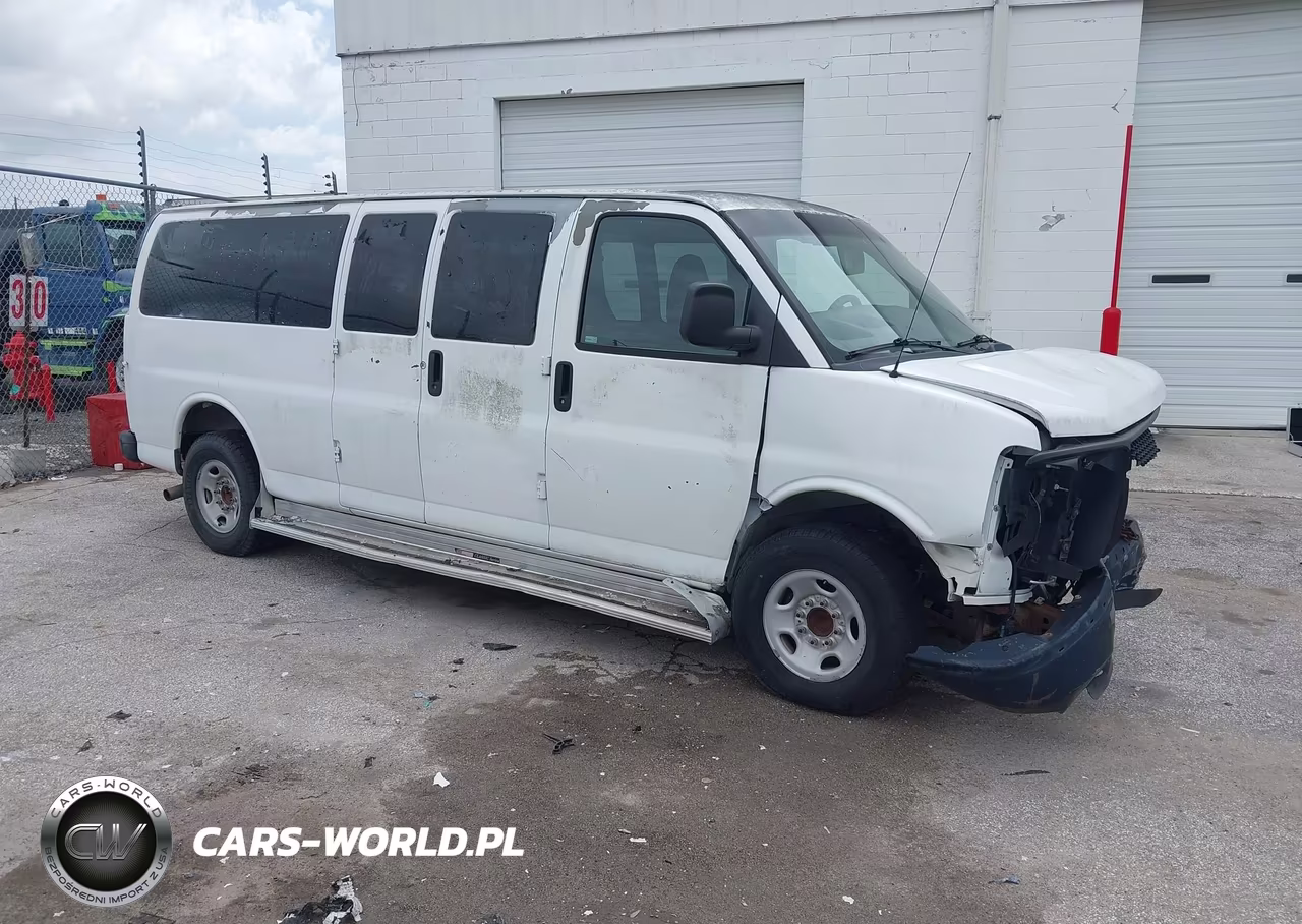 2010 Chevrolet Express 3500 Ls