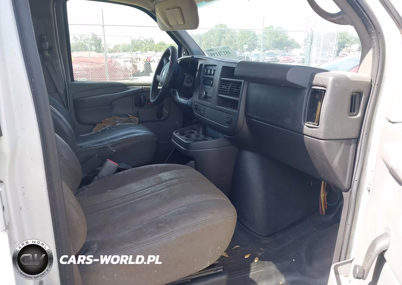 2010 Chevrolet Express 3500 Ls VIN:1GA2GZDG7A1128577 - 5