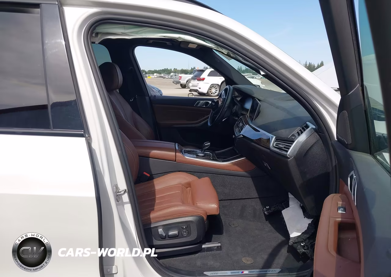 2019 BMW X5 xDrive40I VIN:5UXCR6C57KLL60637 - 5