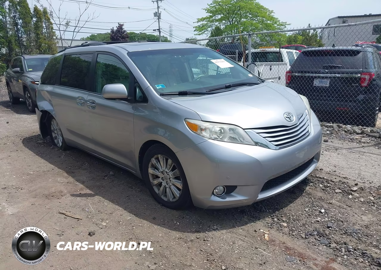 2011 Toyota Sienna Limited – zdjęcie 1 z 18