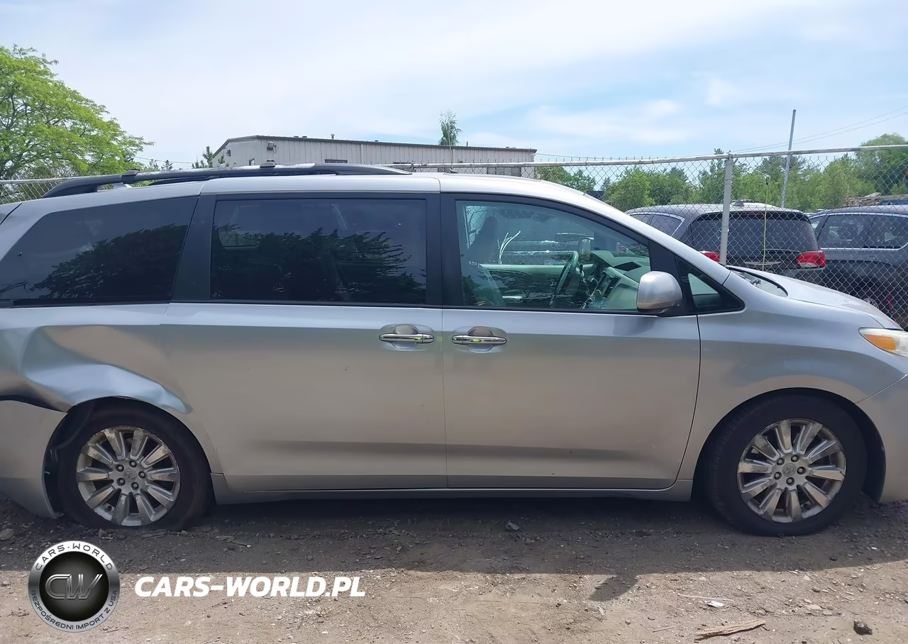 2011 Toyota Sienna Limited VIN:5TDDK3DC0BS028172 - 13