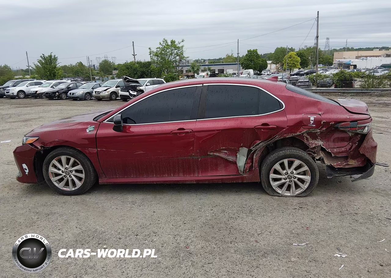 2021 Toyota Camry Le VIN:4T1C11AK9MU455004 - 14