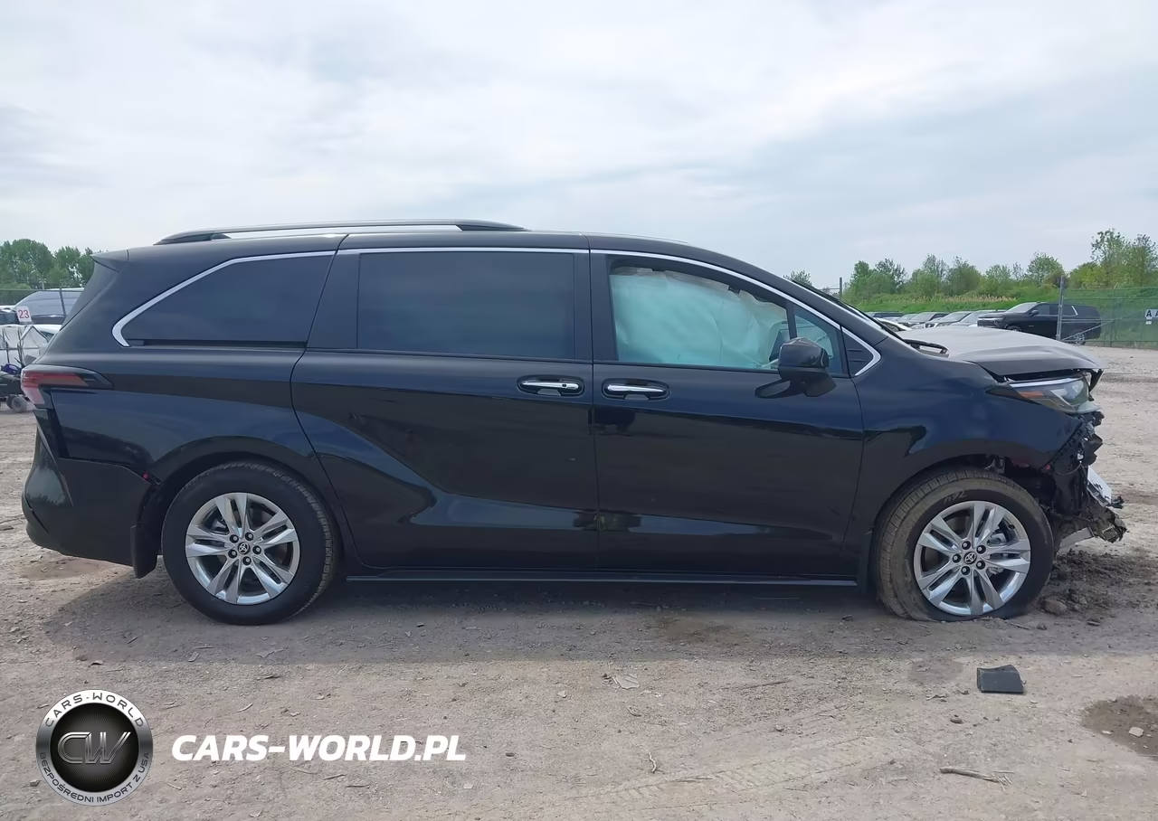 2026 Toyota Sienna Xle VIN:5TDYSKFC6TS257885 - 13