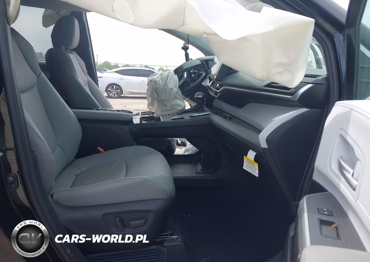 2026 Toyota Sienna Xle VIN:5TDYSKFC6TS257885 - 5