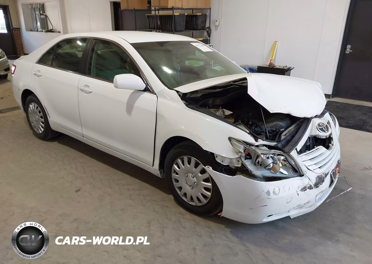 2009 Toyota Camry Le – zdjęcie 1 z 16