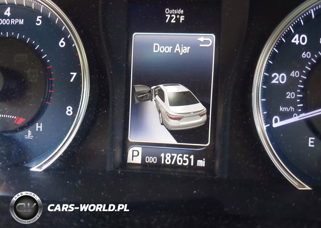 2016 Toyota Camry Le VIN:4T4BF1FK0GR555184 - 15