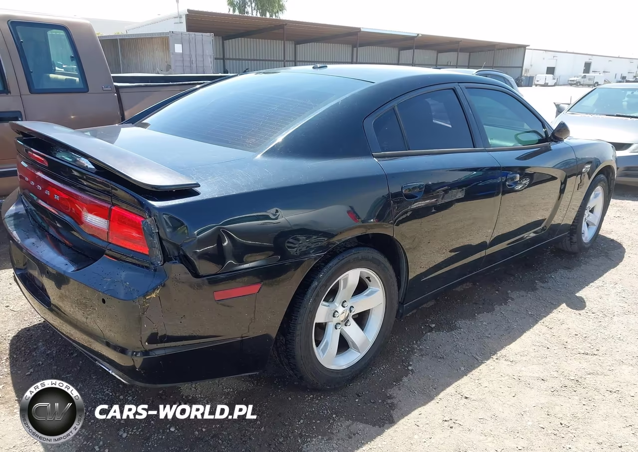 2013 Dodge Charger Sxt VIN:2C3CDXHGXDH594887 - 4