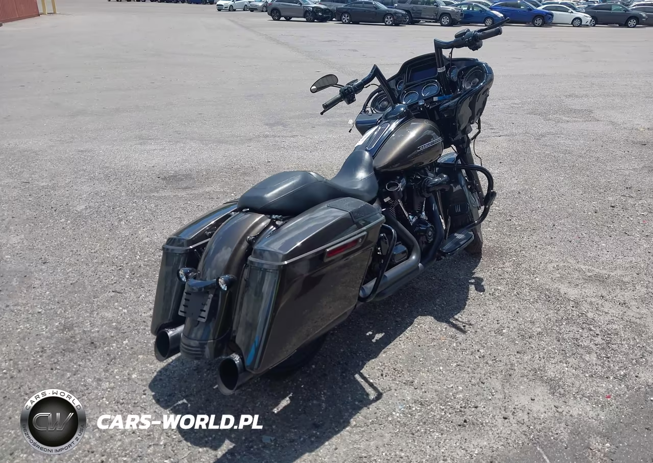 2019 Harley-Davidson Fltrxs VIN:1HD1KTP15KB666971 - 4