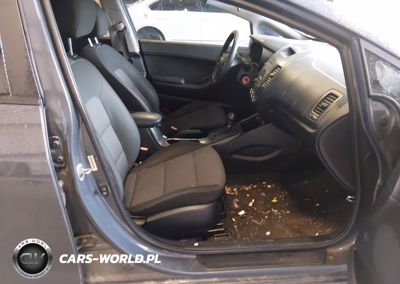 2015 Kia Forte Lx VIN:KNAFX4A65F5270902 - 5