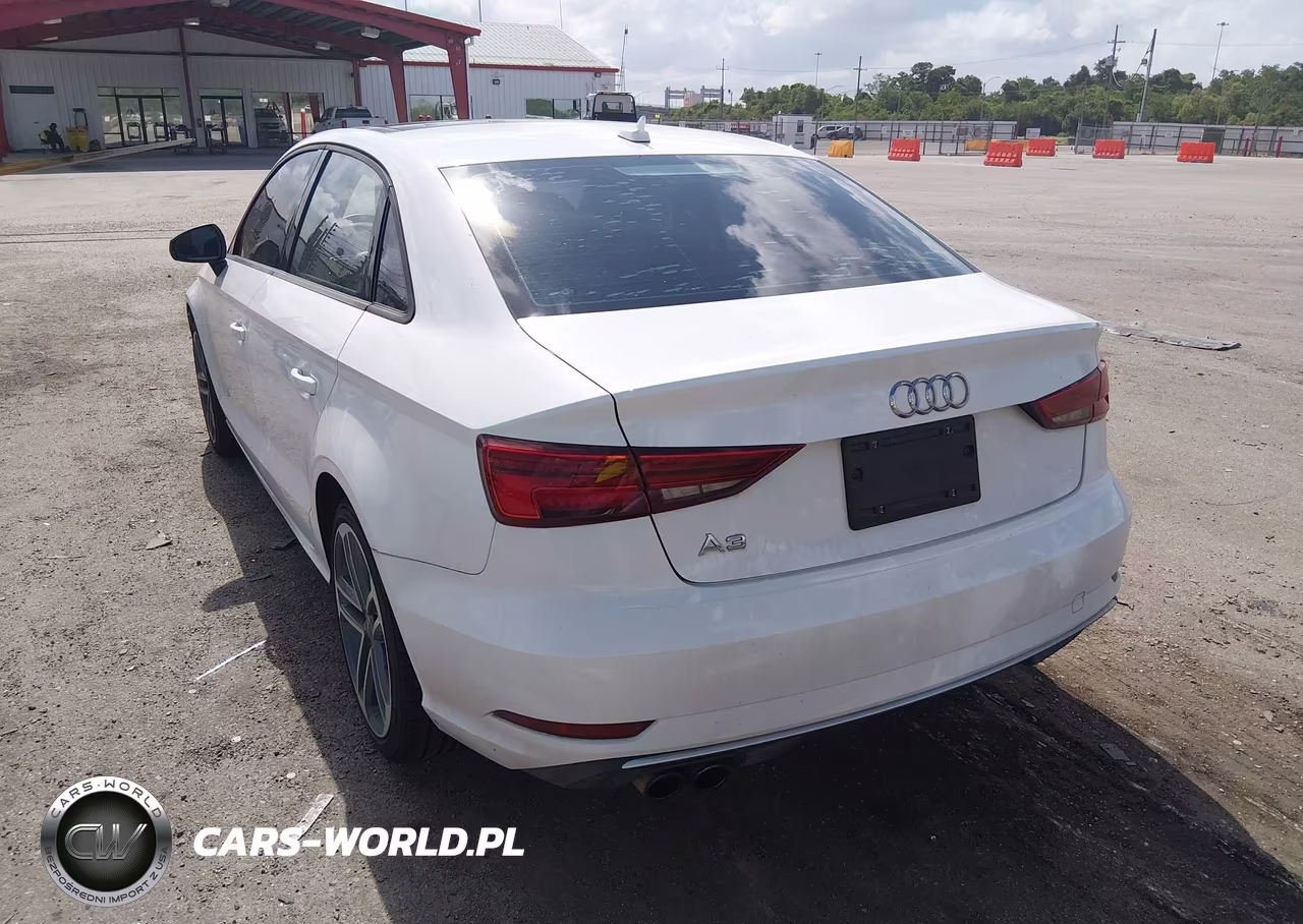 2018 Audi A3 2.0T Premium-2.0T Tech Premium VIN:WAUAUGFF9J1032306 - 3