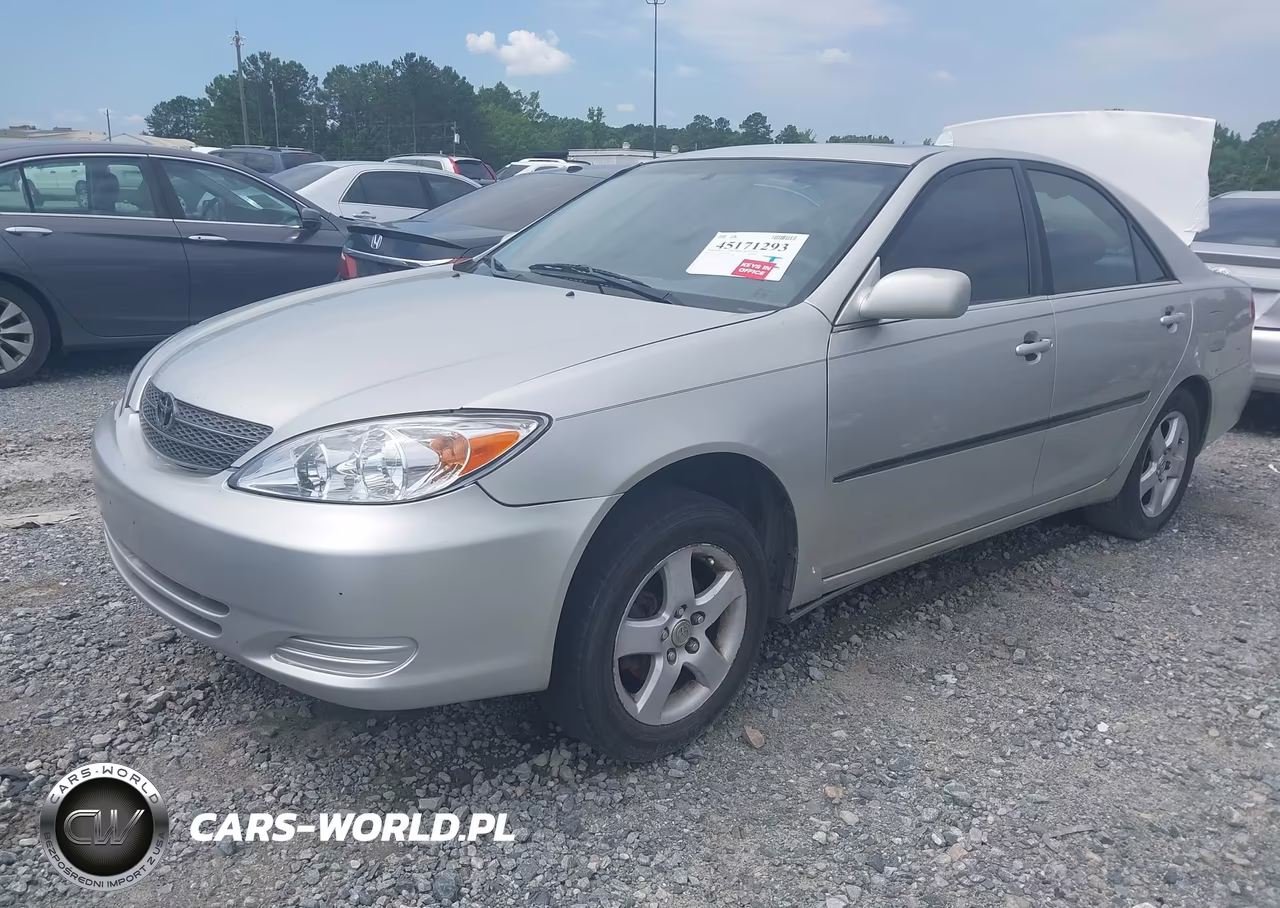 2004 Toyota Camry Le VIN:4T1BE32K24U835599 - 2