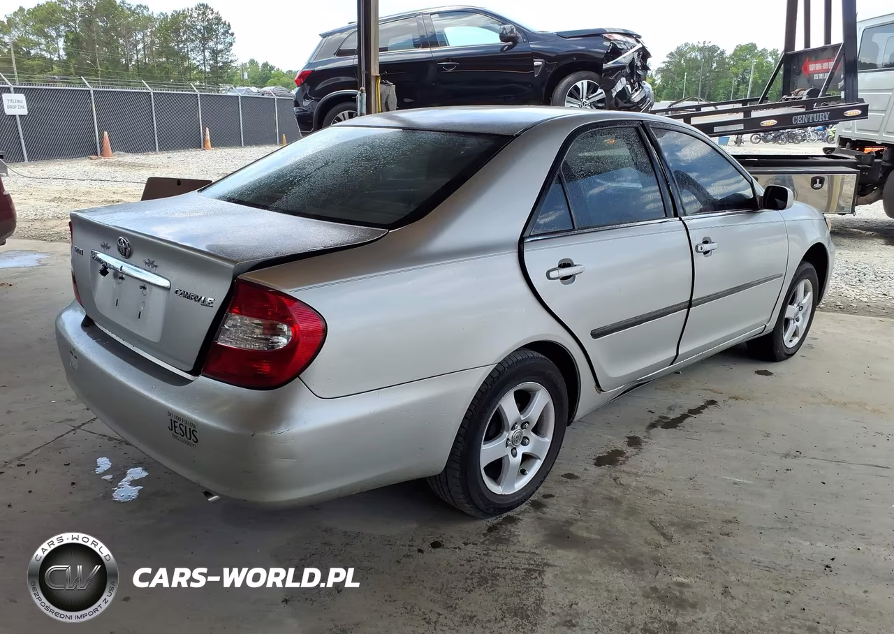 2004 Toyota Camry Le VIN:4T1BE32K24U835599 - 4