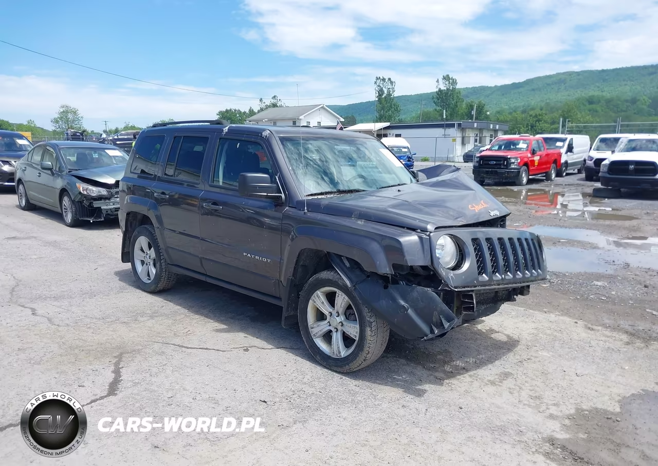 2016 Jeep Patriot Latitude – zdjęcie 1 z 11