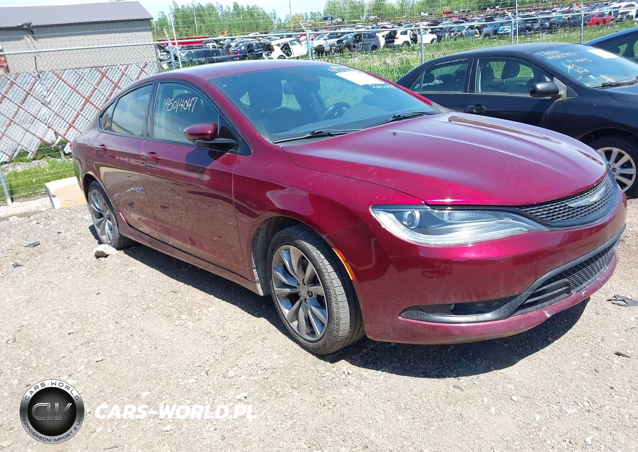 2015 Chrysler 200 S – zdjęcie 1 z 11
