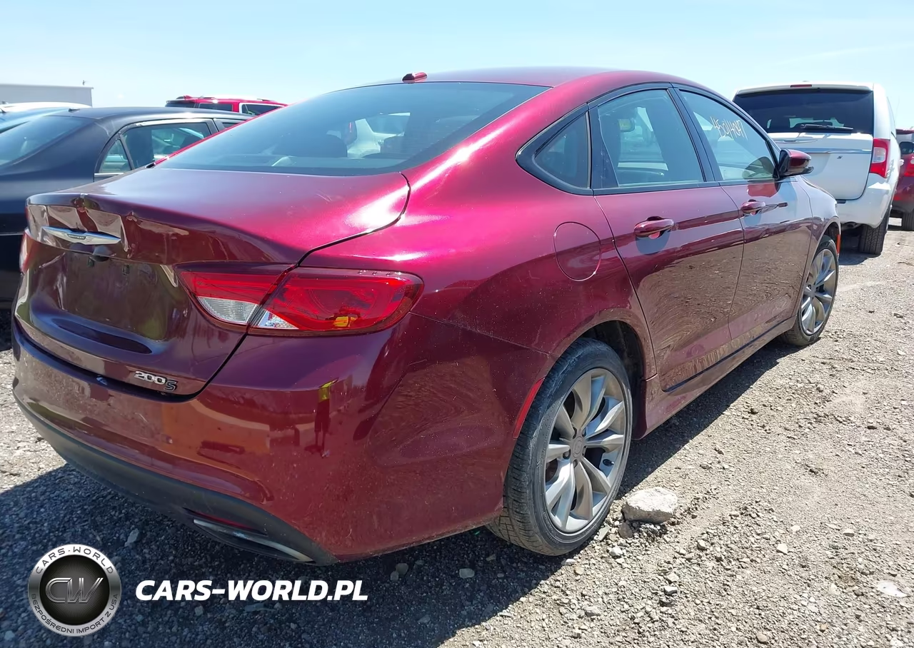 2015 Chrysler 200 S VIN:1C3CCCBB8FN626397 - 4