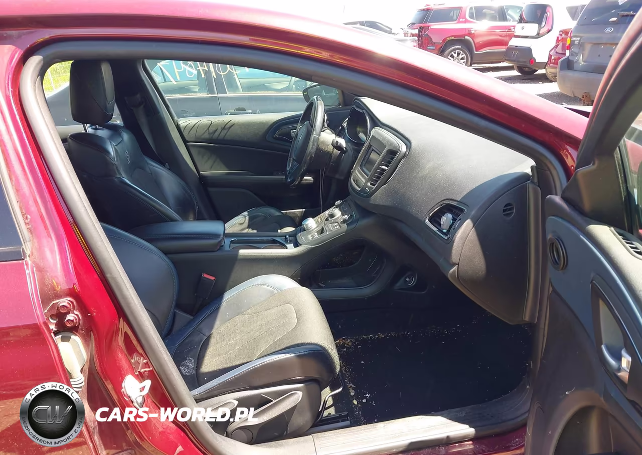 2015 Chrysler 200 S VIN:1C3CCCBB8FN626397 - 5