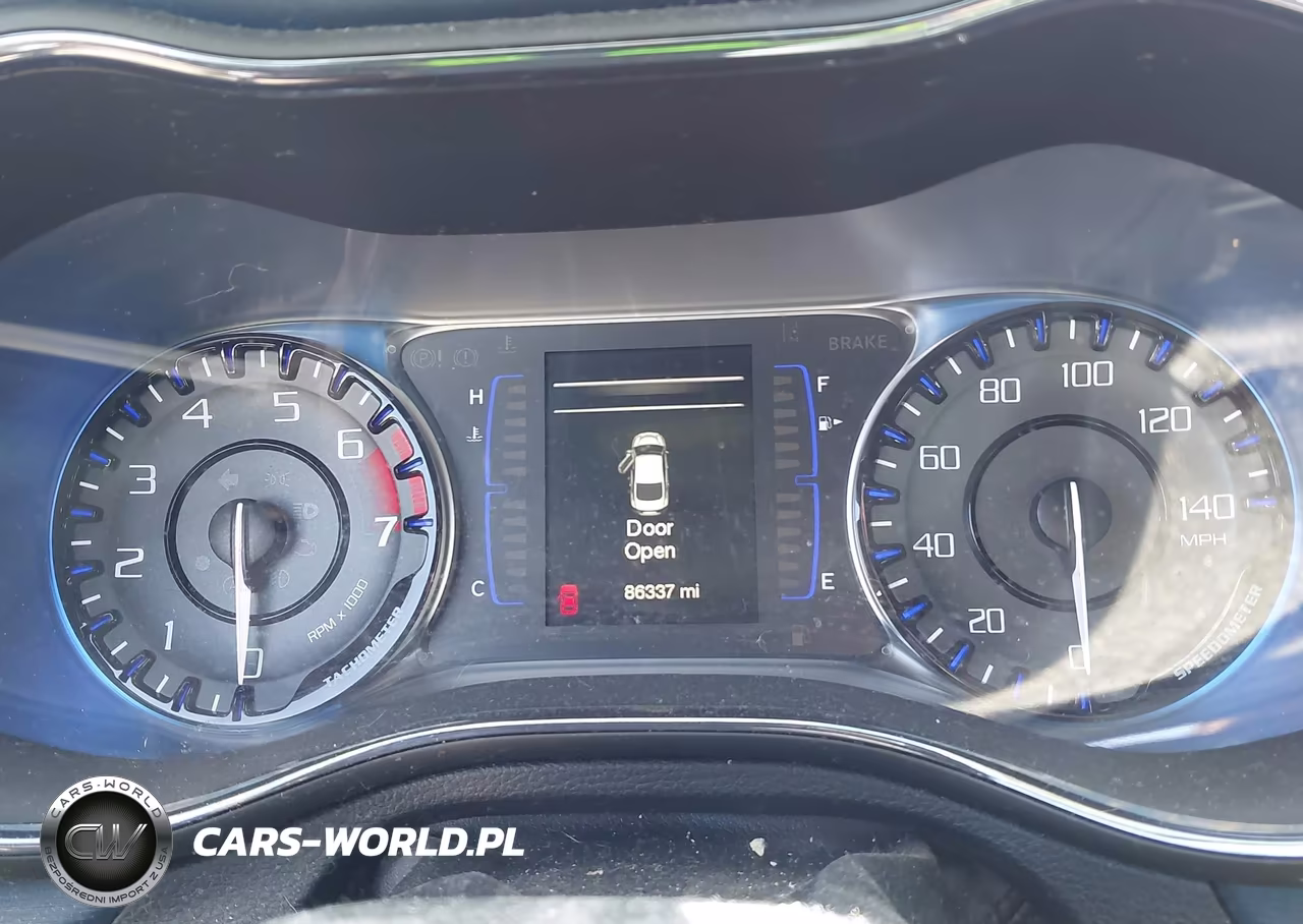 2015 Chrysler 200 S VIN:1C3CCCBB8FN626397 - 7