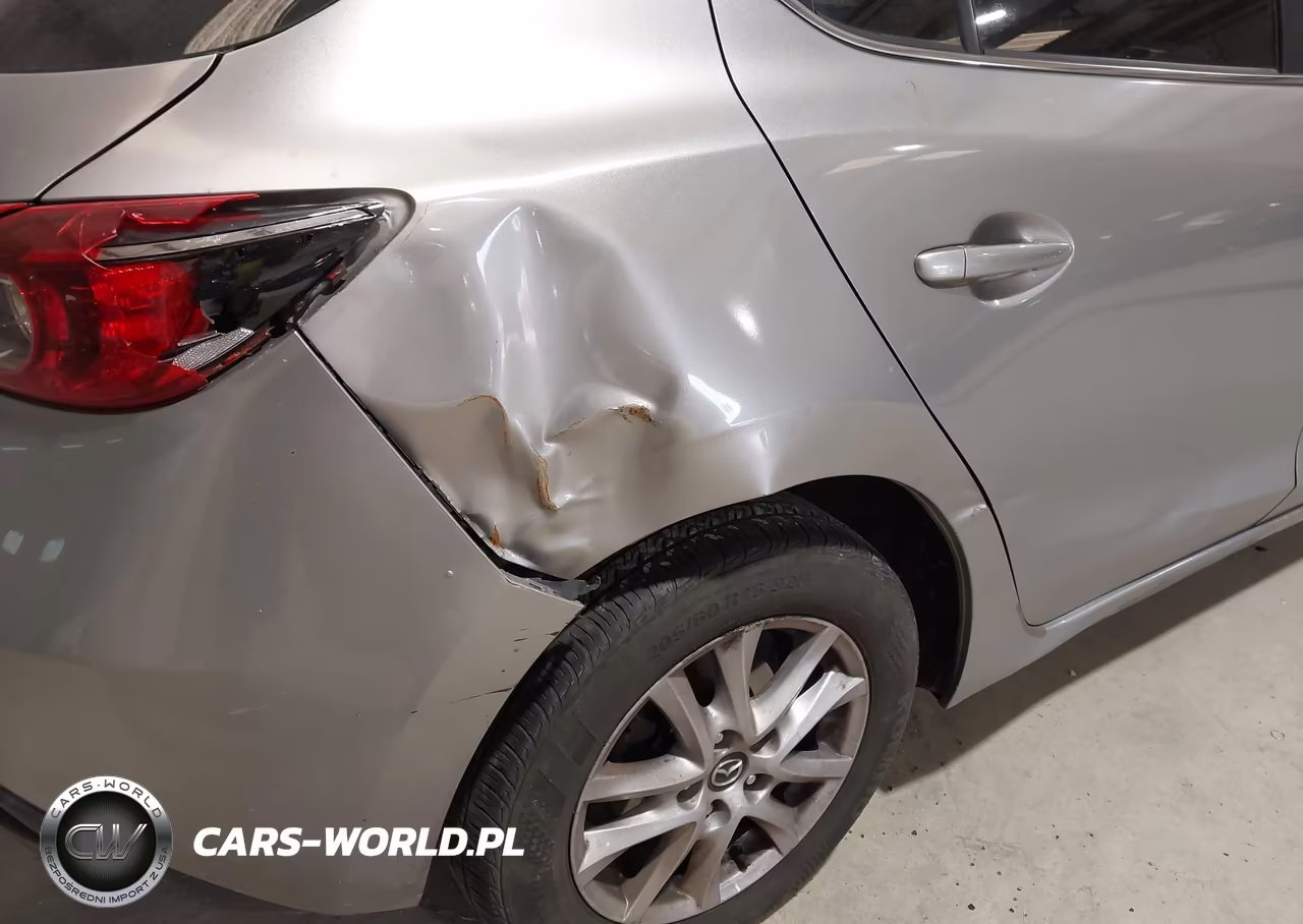2014 Mazda Mazda3 I Touring VIN:JM1BM1L77E1214187 - 14