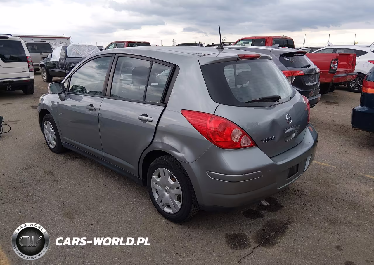 2010 Nissan Versa 1.8S VIN:3N1BC1CP2AL389147 - 3