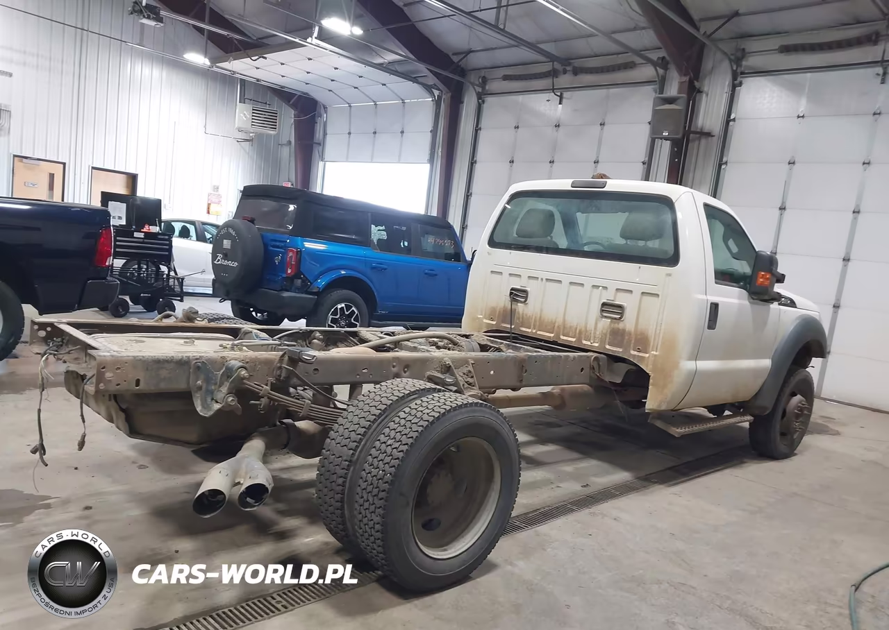 2013 Ford F-450 Chassis Xl VIN:1FDUF4HT1DEB53738 - 13