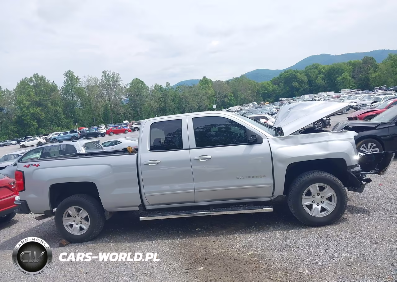2018 Chevrolet Silverado 1500 1Lt VIN:1GCVKREC8JZ151608 - 14
