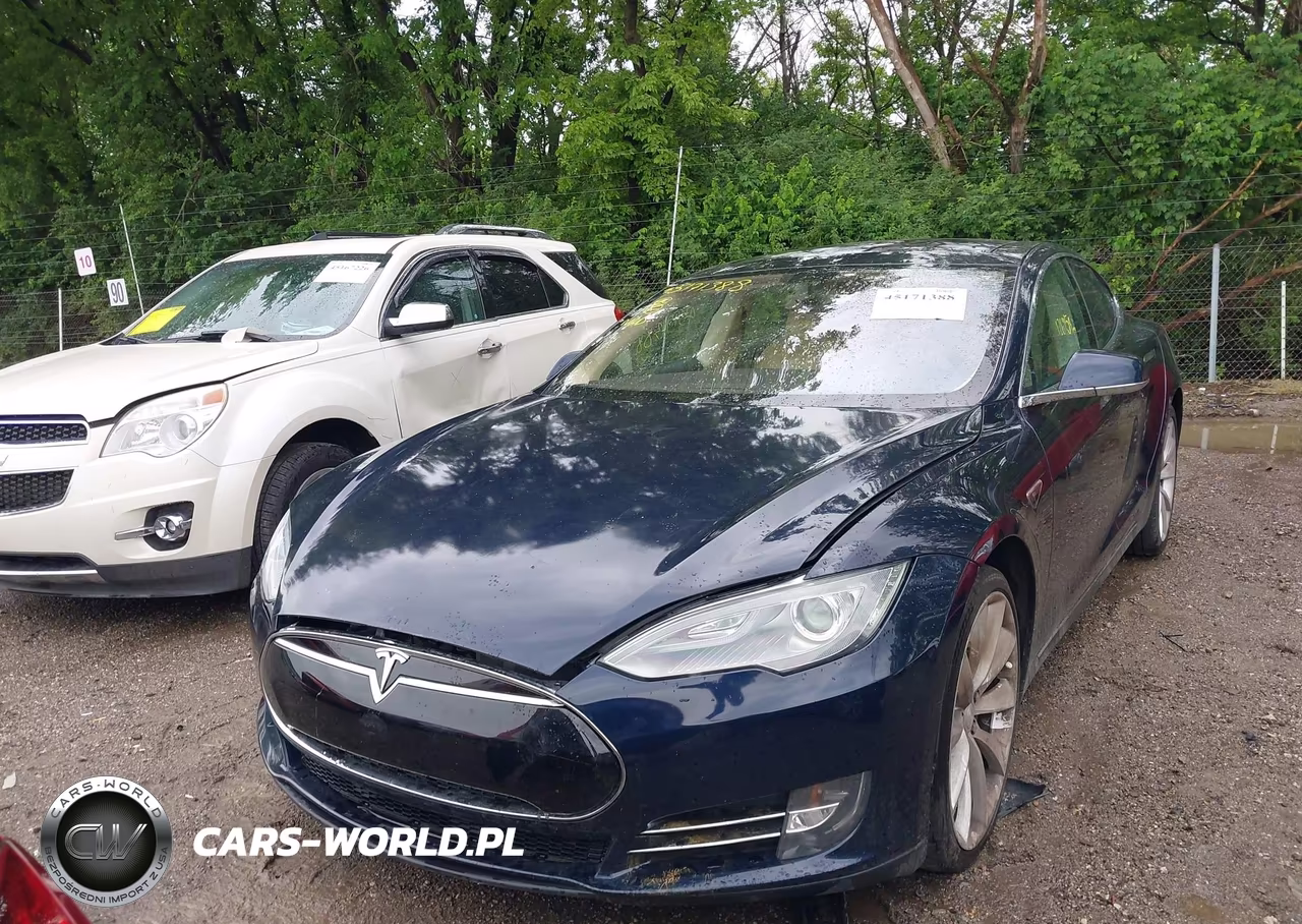 2013 Tesla Model S VIN:5YJSA1DN7DFP27077 - 6