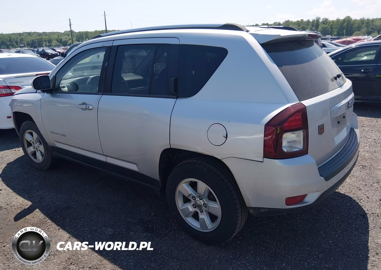 2014 Jeep Compass Latitude VIN:1C4NJCEA4ED503021 - 3