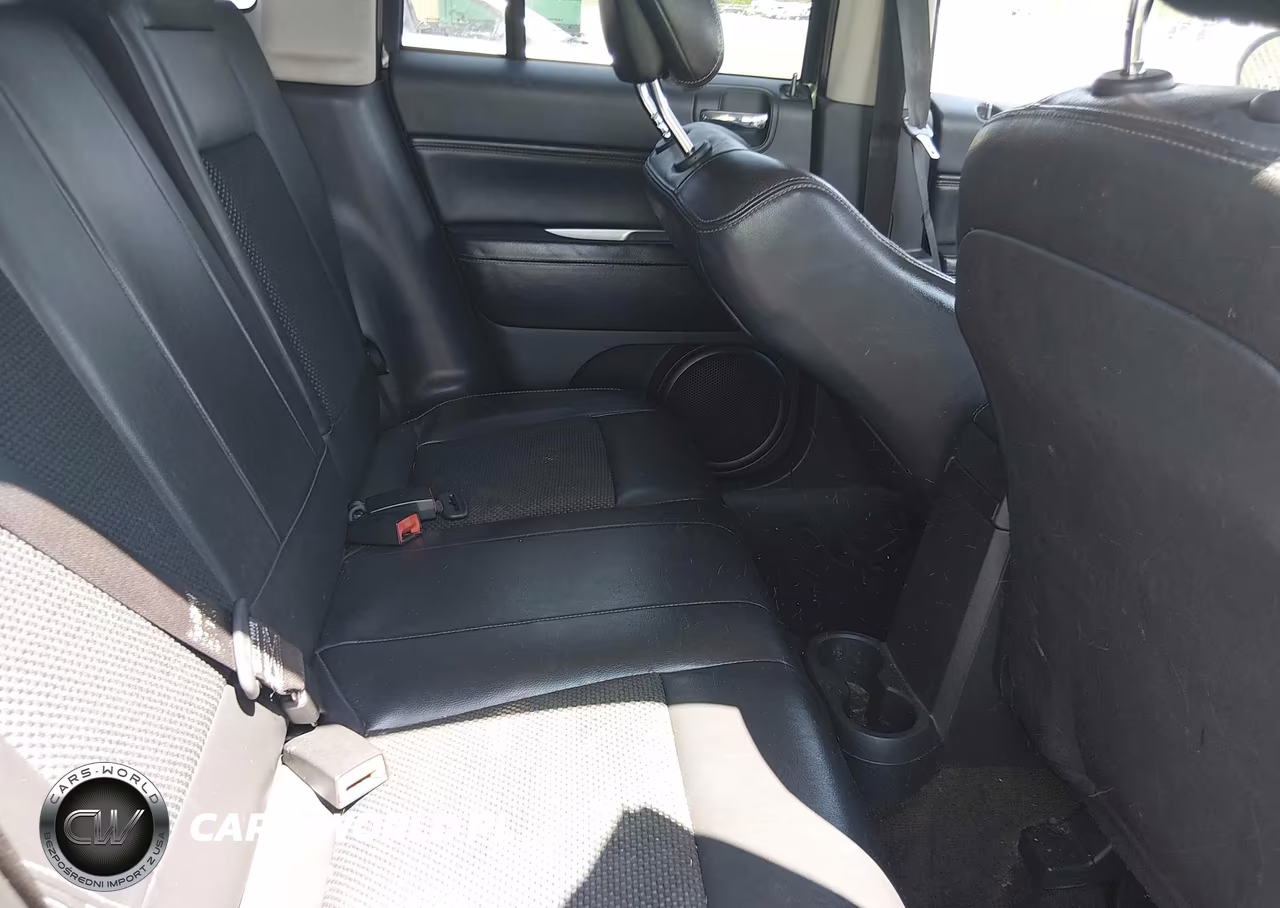 2014 Jeep Compass Latitude VIN:1C4NJCEA4ED503021 - 8