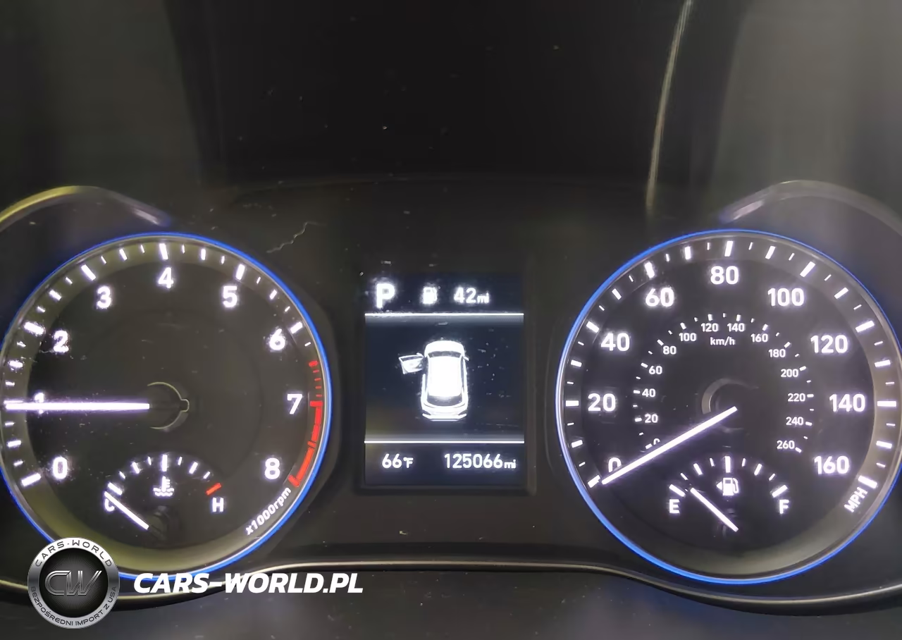 2020 Hyundai Kona Se VIN:KM8K12AA1LU482057 - 7