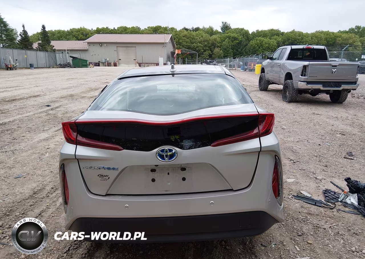 2017 Toyota Prius Prime Advanced VIN:JTDKARFP5H3003081 - 17