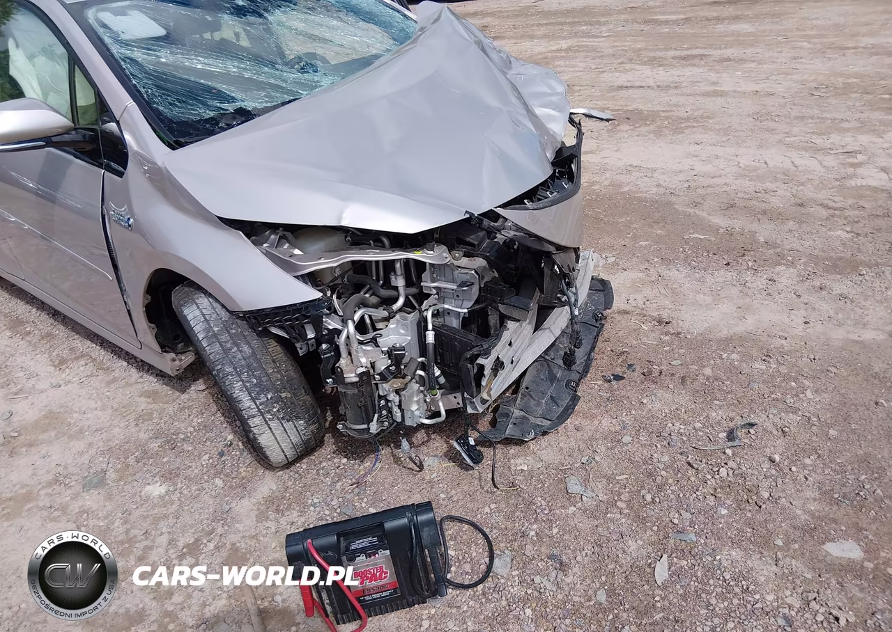 2017 Toyota Prius Prime Advanced VIN:JTDKARFP5H3003081 - 19