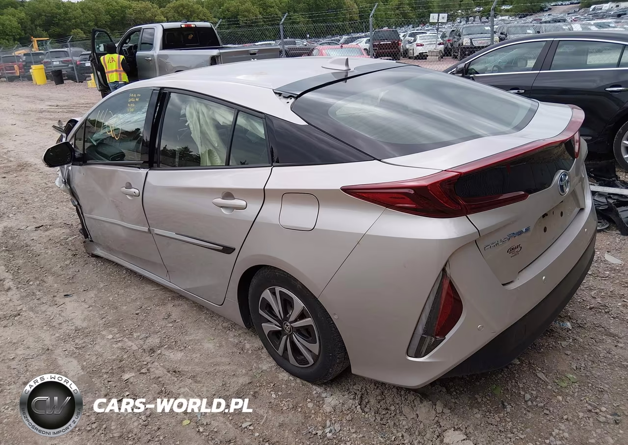 2017 Toyota Prius Prime Advanced VIN:JTDKARFP5H3003081 - 3