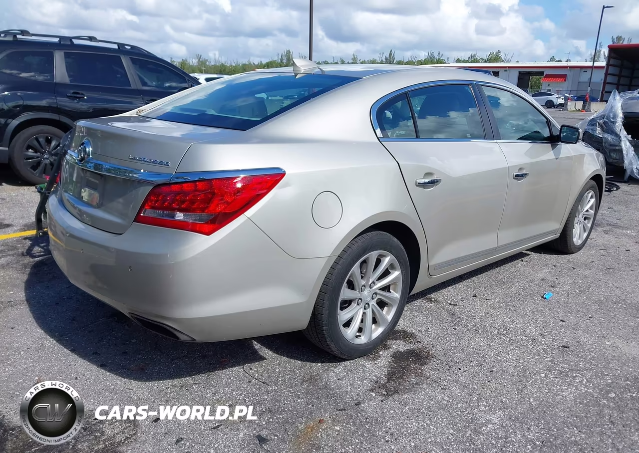 2015 Buick Lacrosse Leather VIN:1G4GB5G38FF118174 - 4