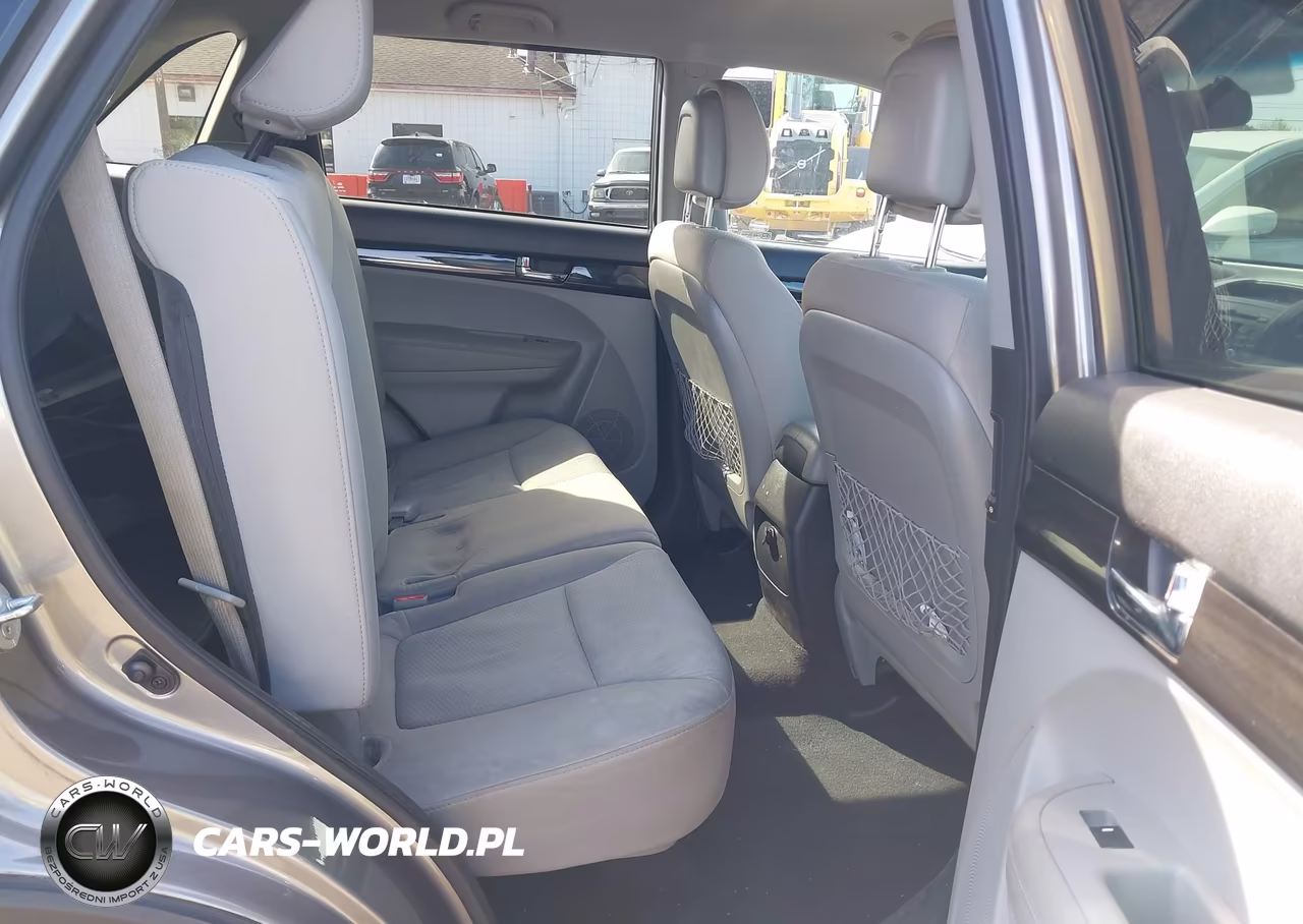 2012 Kia Sorento Lx VIN:5XYKTCA60CG229958 - 8