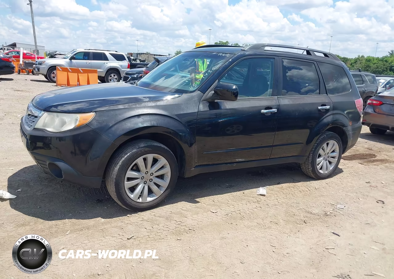 2011 Subaru Forester 2.5X Limited VIN:JF2SHAEC6BH736733 - 2