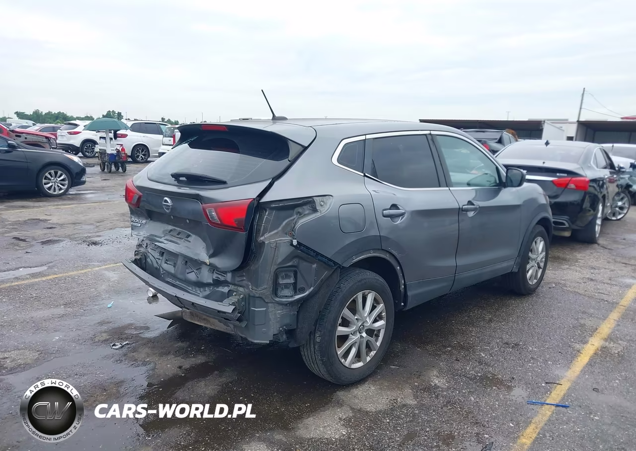 2017 Nissan Rogue Sport S VIN:JN1BJ1CP1HW002971 - 4