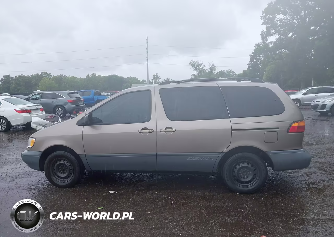 1999 Toyota Sienna Le VIN:4T3ZF13C4XU149843 - 15