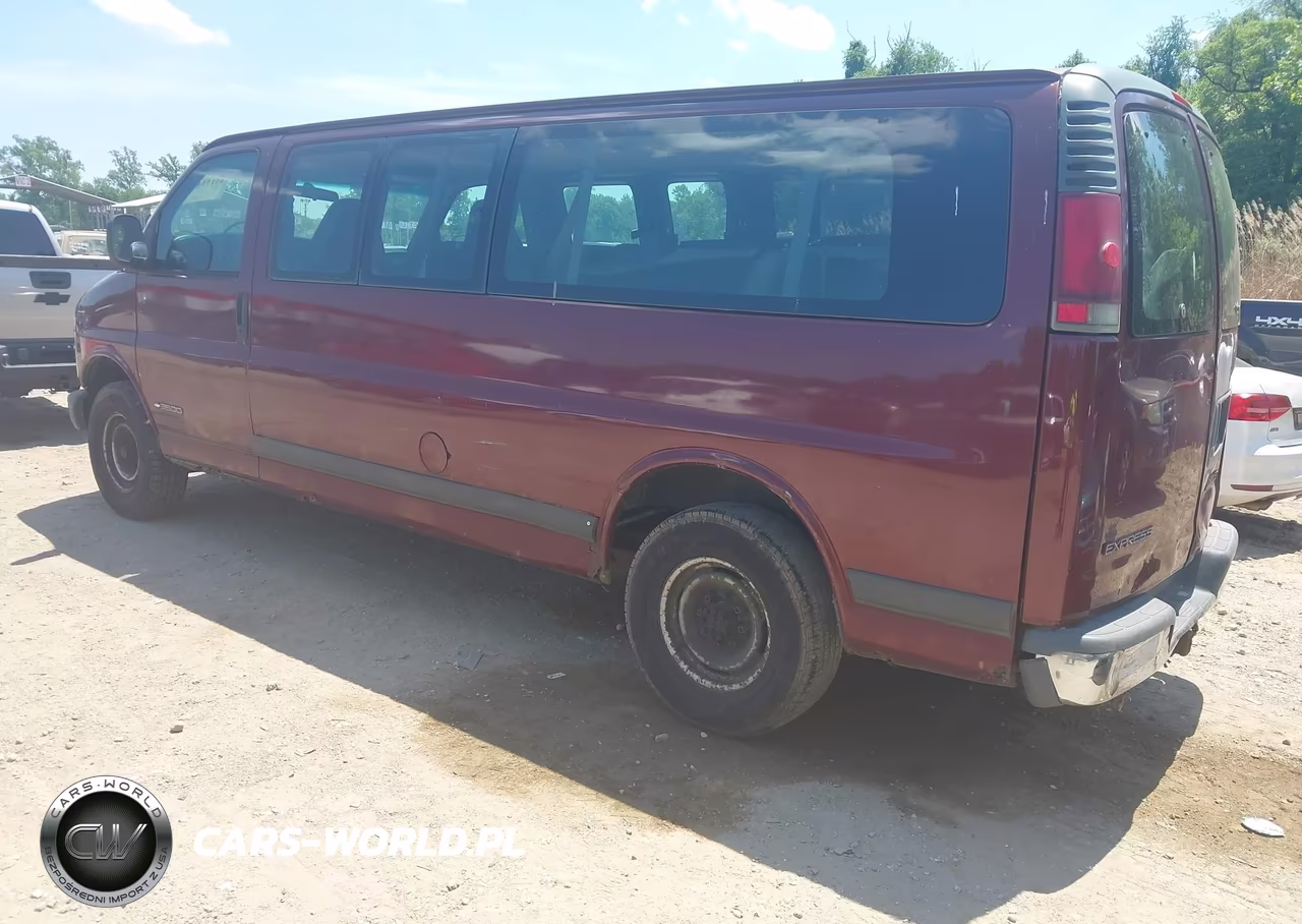 2002 Chevrolet Express VIN:1GAHG39R621165171 - 3