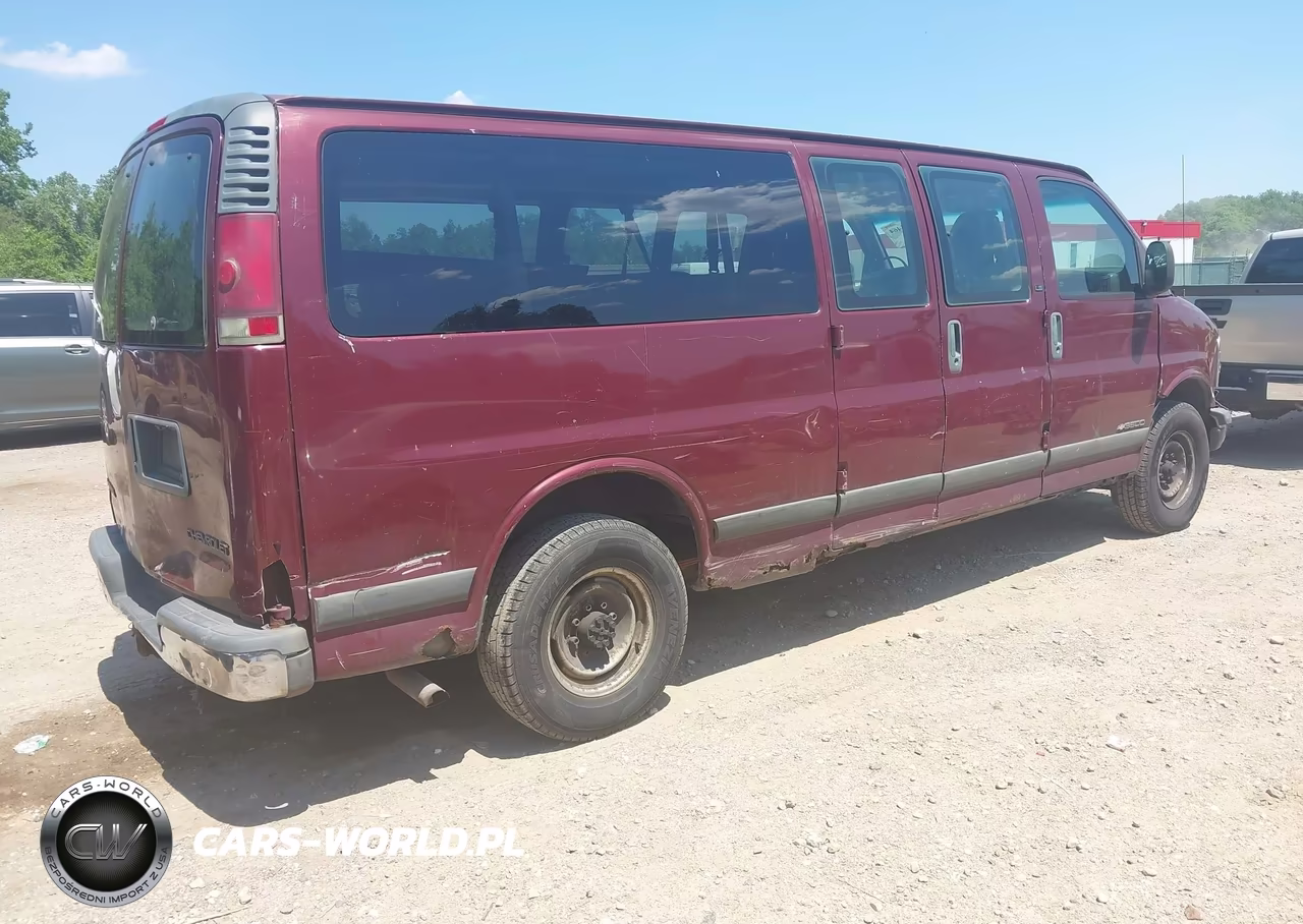 2002 Chevrolet Express VIN:1GAHG39R621165171 - 4