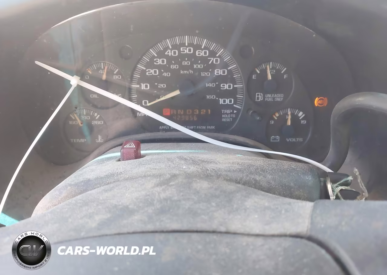 2002 Chevrolet Express VIN:1GAHG39R621165171 - 7