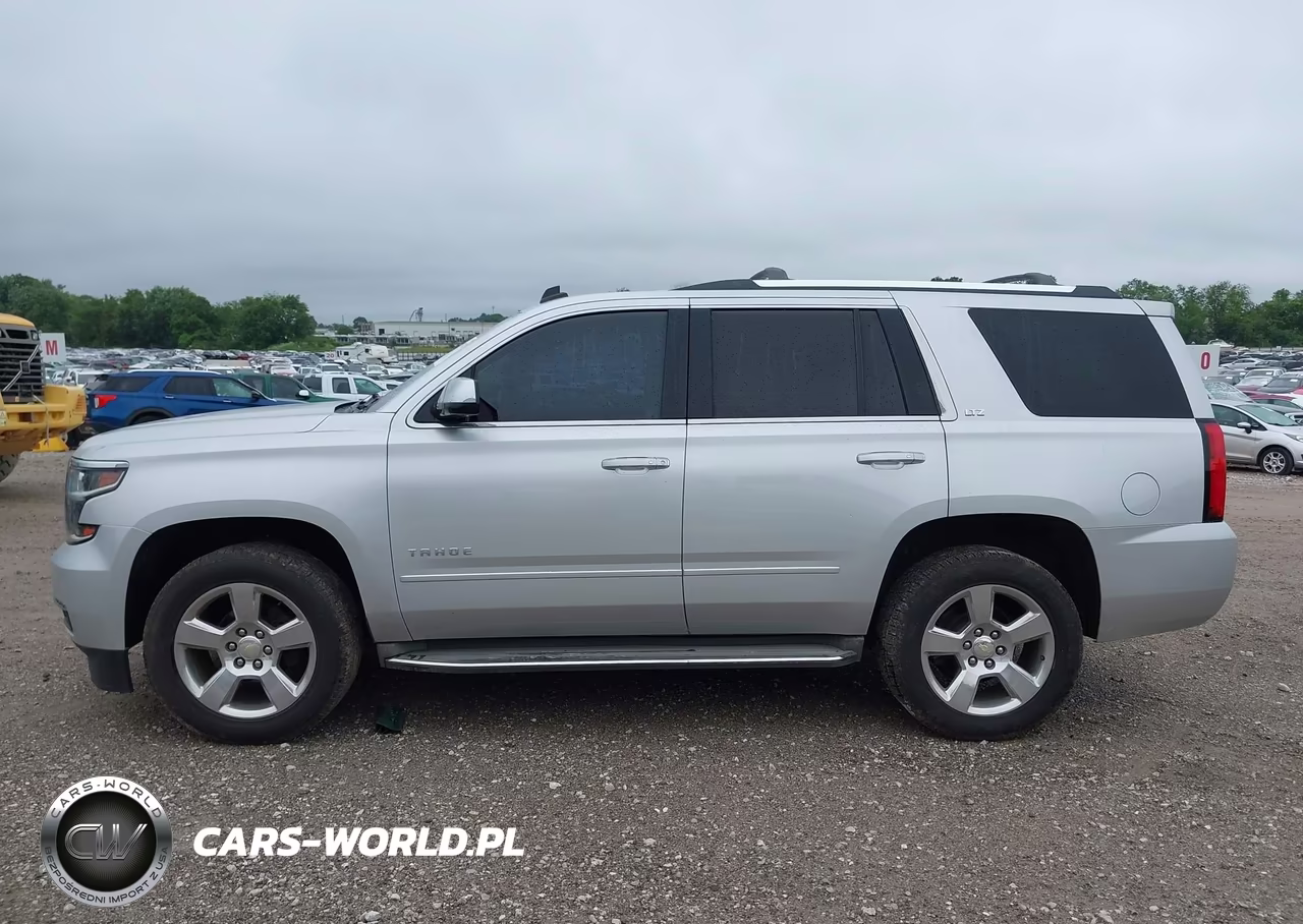 2015 Chevrolet Tahoe Ltz VIN:1GNSKCKCXFR247310 - 14