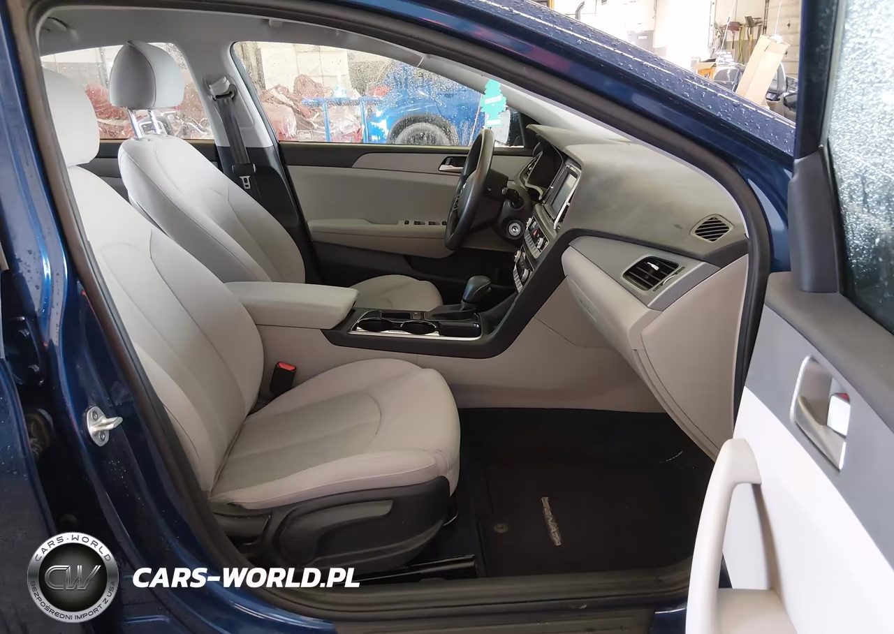 2018 Hyundai Sonata Eco VIN:5NPE24AA6JH711821 - 5