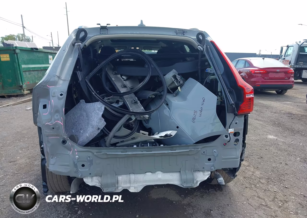 2024 Volvo Xc60 B5 Plus Dark Theme VIN:YV4L12RL1R1782431 - 17